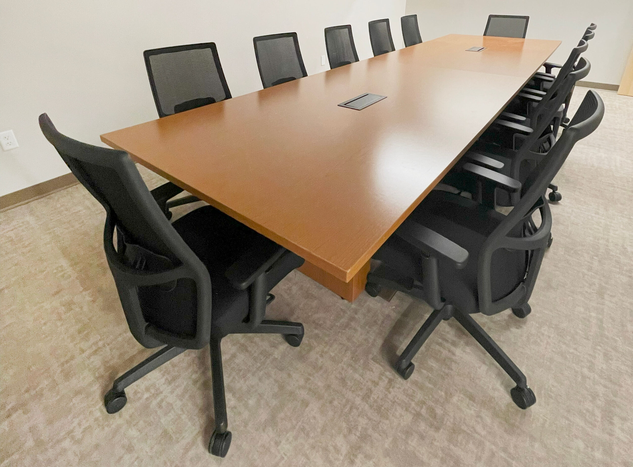 collaborative areas | smart office layout | NYC modern office furniture